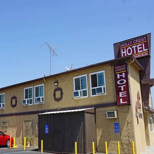 Holly Crest Hotel